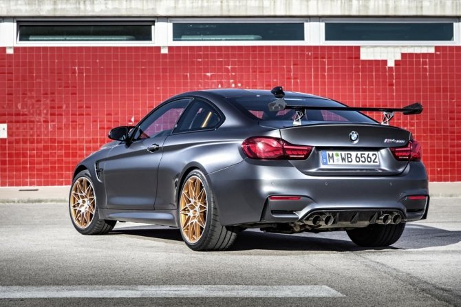 Купе BMW M4 GTS (8).jpg