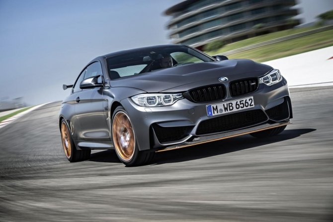 Купе BMW M4 GTS (9).jpg