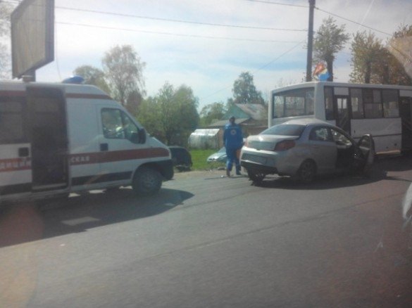 На Выборгском шоссе в ДТП с маршруткой погиб человек (2).jpg