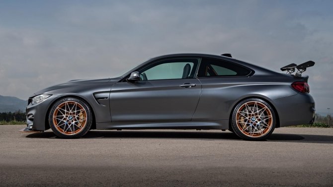 Купе BMW M4 GTS (4).jpg