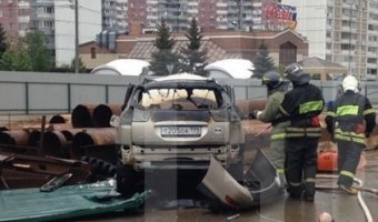В Москве в результате ДТП сгорел Lexus: водитель погиб