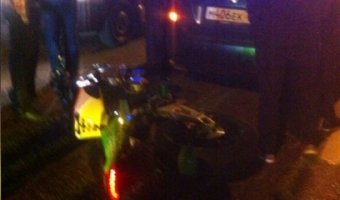 В Москве мотоциклист сбил пешехода и протаранил три машины