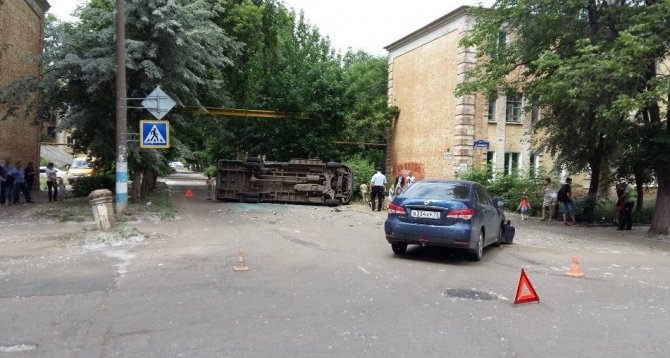 Семь человек пострадали в ДТП с маршруткой в Ульяновске (2).jpg