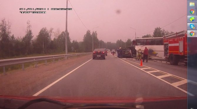 В ДТП с туристическим автобусом в Ленобласти погиб человек (4).jpg