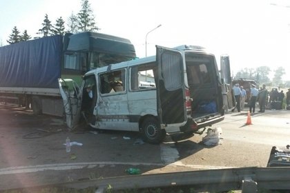 В ДТП под Курском погибли пять украинцев (1).jpg