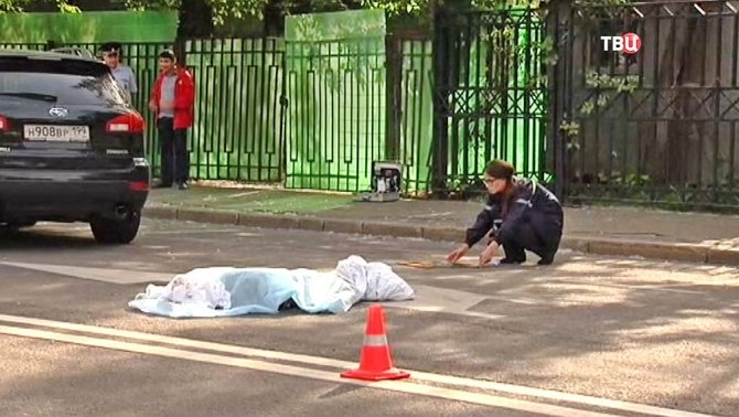 Женщина-водитель насмерть сбила 9-летнего велосипедиста в центре Москвы (1).jpg
