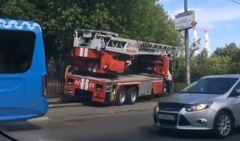 В Москве в ДТП попала пожарная машина
