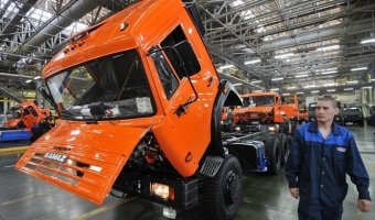 «КамАЗ» начнет серийную сборку беспилотных грузовиков к 2025 году