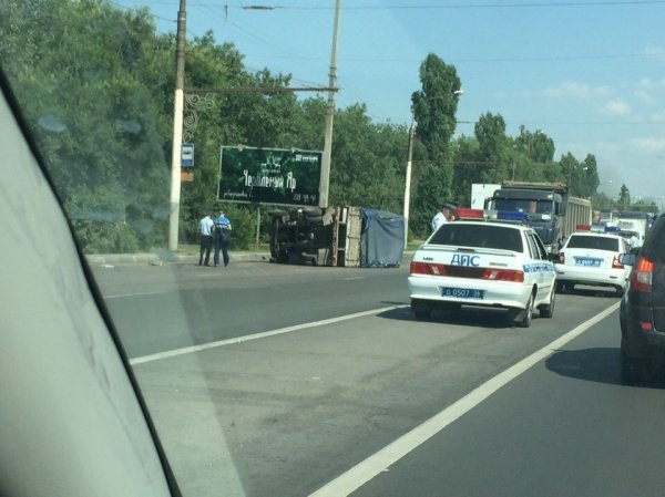 В Воронеже в ДТП на Вогрэсовском мосту пострадали 4 человека (1).jpg