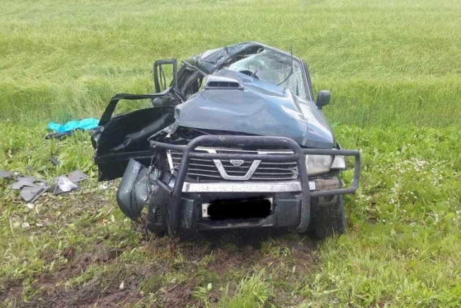 В Тюменской области в ДТП из-за отвалившегося колеса погиб полицейский (2).jpg