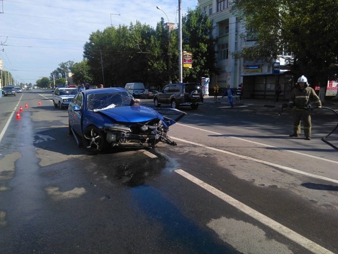 Пьяный водитель спровоцировал ДТП с четырьмя пострадавшими на Шереметевском проспекте (2).jpg