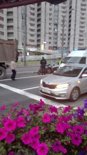 В Петербурге на проспекте Славы в ДТП погиб водитель Subaru (3).jpg