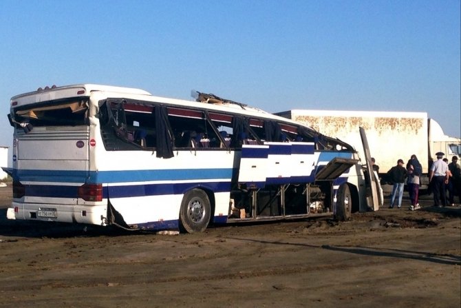 Девять человек погибли в ДТП с автобусом и прицепом грузовика Дагестан (1).jpg