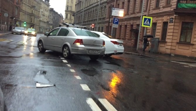 ДТП на улице Радищева с участием "Лексуса".