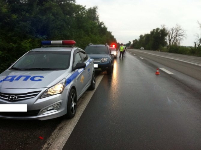 В ДТП с автобусом в Ростовской области погиб один человек и пострадали десять.jpg