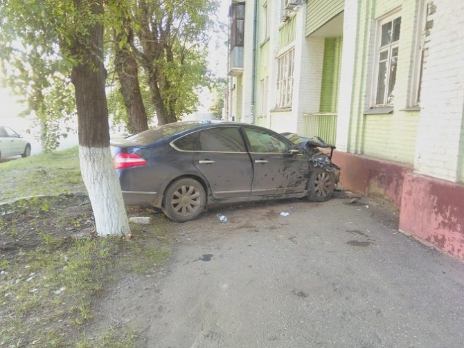 Пьяный водитель спровоцировал ДТП с четырьмя пострадавшими на Шереметевском проспекте (5).jpg