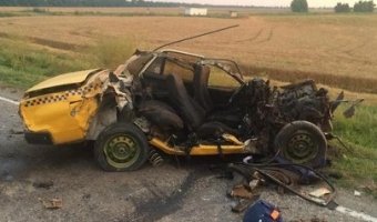 На Ставрополье в ДТП погиб пассажир такси