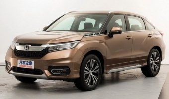 Появились новые фотографии Honda Avancier