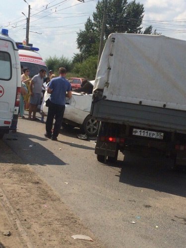 В Омске на улице Лукашевича в ДТП погиб человек (2).jpg