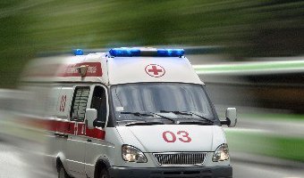 В ДТП в Горелово 15-летнюю девушку выбросило из окна машины