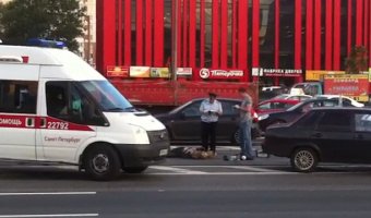 На Народной улице в Петербурге насмерть сбили пенсионера