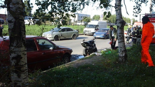 На Крыленко после ДТП с автомобилем мотоцикл сбил девочку (1).JPG