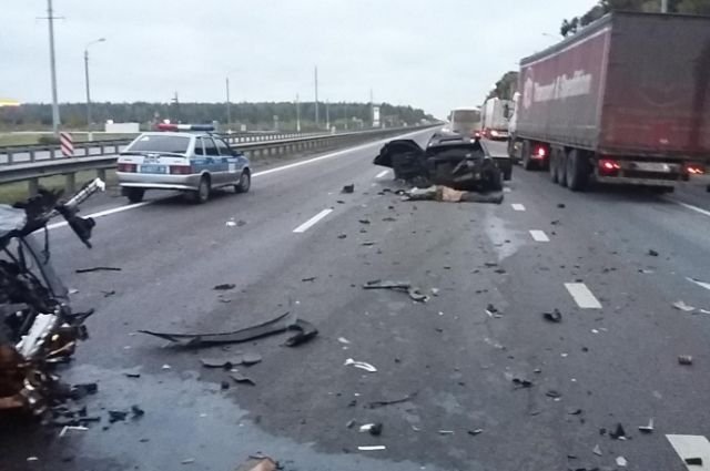 Под Воронежем в ДТП погиб водитель Audi, не выставивший знак аварийной остановки (1).jpg