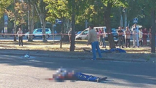 На Украине пьяный водитель насмерть сбил четырех дорожных рабочих (2).jpg