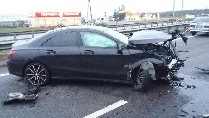 Под Воронежем в ДТП погиб водитель Audi, не выставивший знак аварийной остановки (4).jpg
