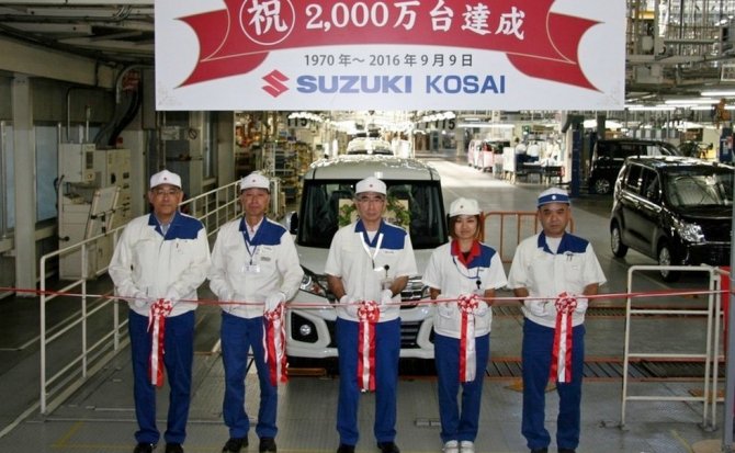Японский завод Suzuki выпустил 20-миллионный автомобиль (2).jpg