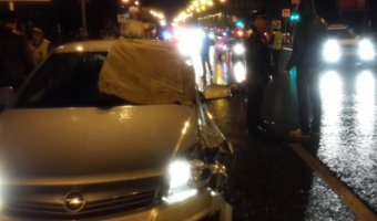 В Екатеринбурге Opel насмерть сбил молодого пешехода