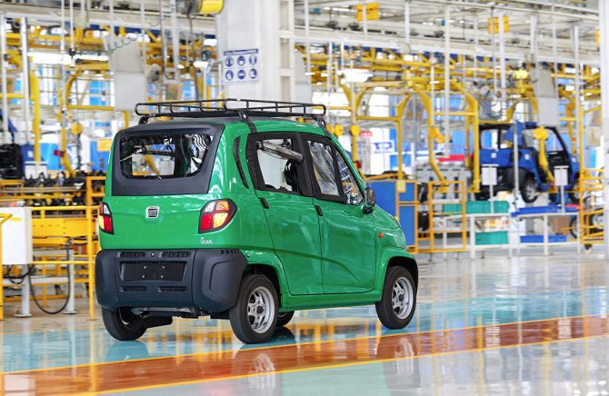 Bajaj Qute (4).jpg