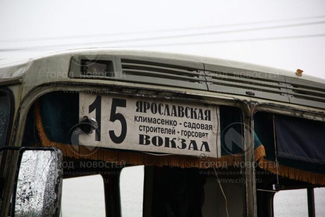 В Новокузнецке в ДТП с маршруткой погибли два человека из свадебного кортежа (8).jpg