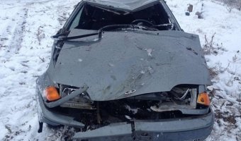В Ставрополье водитель оставил пассажира в перевернувшейся машине и убежал