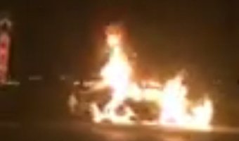 После ДТП на КАД водитель сгорел в машине