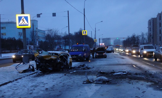 В ДТП на Ярославском шоссе в Москве погиб человек (3).png