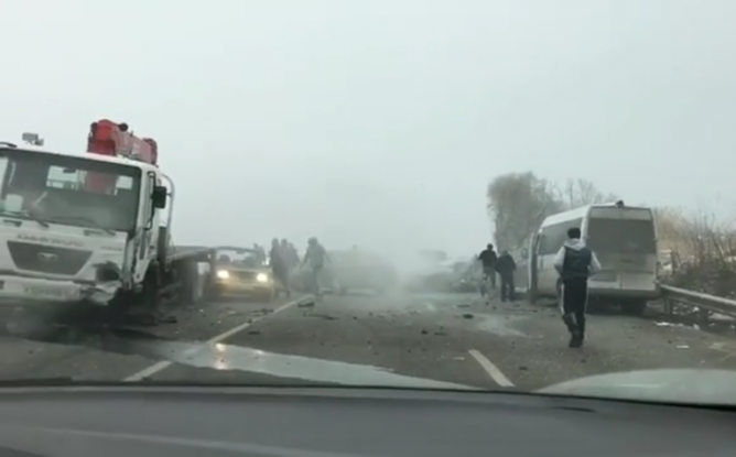 На трассе Пятигорск-Баксан столкнулись около 10 автомобилей (2)