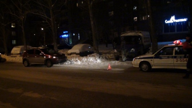 В Екатеринбурге на улице Пехотинцев сбили человека (1)