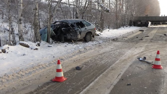 В ДТП на Сибирском тракте погиб водитель ВАЗа (5).JPG