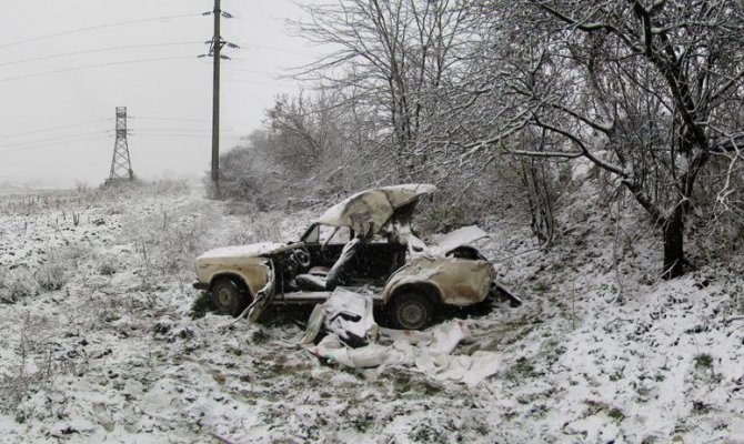 В Крымском районе в ДТП на заснеженной трассе погибли трое (2)