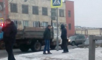 В Нижнем Новгороде грузовик насмерть сбил женщину на переходе