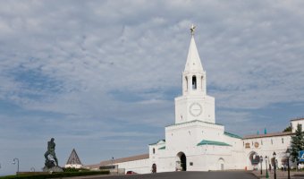 В Казанском Кремле под колесами УАЗа погибла москвичка