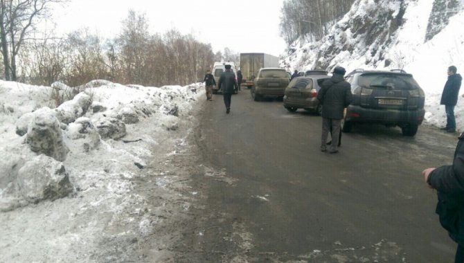 В ДТП с маршруткой и фурой в Слюдянском районе погибли два человека (2)