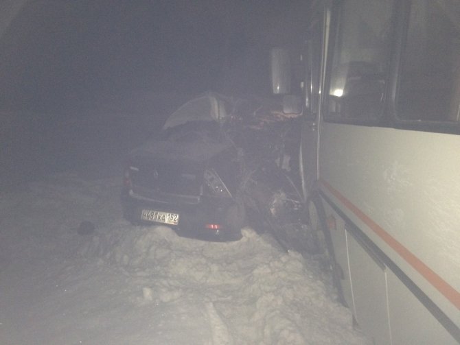 Под Нижним Новгородом в ДТП с автобусом погиб человек (2)