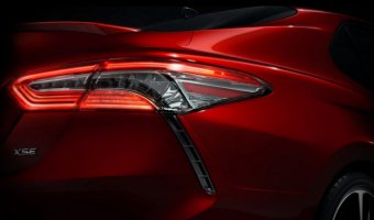 Toyota опубликовали тизер новой Camry