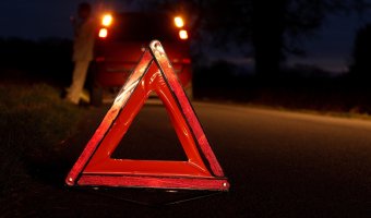 На кузбасской трассе в ДТП погиб пассажир иномарки