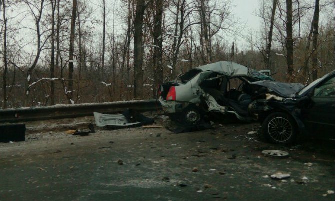 В ДТП на трассе Оренбург-Самара погиб пассажир автомобиля (3)