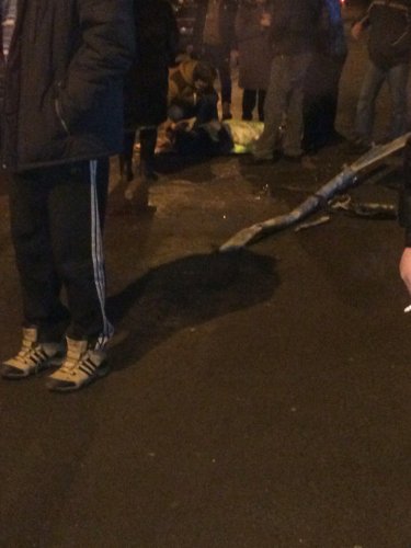 Иномарка сбила ребенка на тротуаре в Петербурге (2)