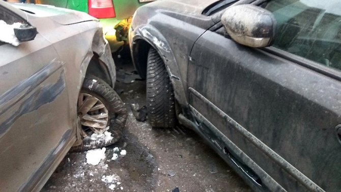 В Петербурге пьяный водитель протаранил несколько автомобилей (2)