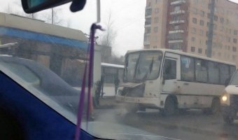 В Петербурге в ДТП с маршруткой и троллейбусом пострадали пятеро